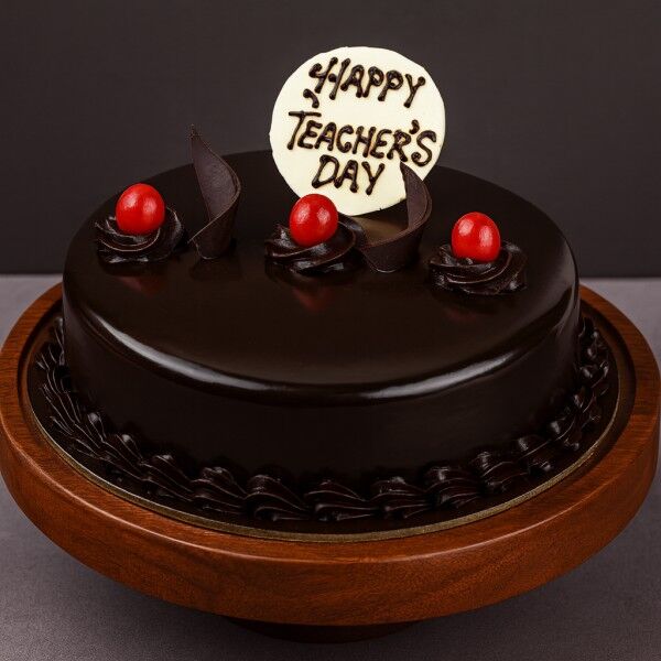 teachers day chocolate cake