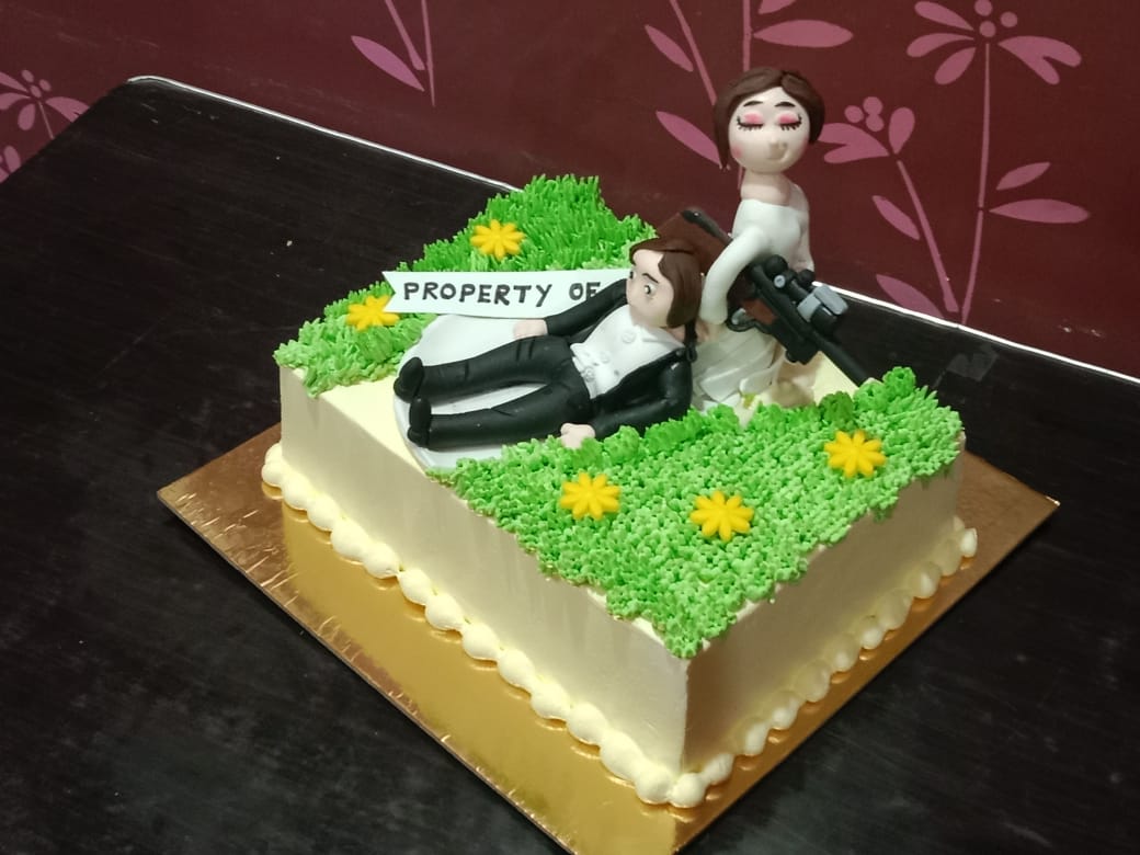 bachelor party cake for couple