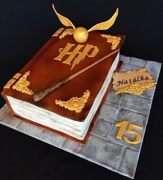 harry potter book cake design