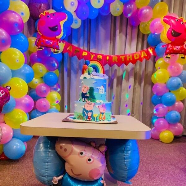 peppa pig cake celebration photo