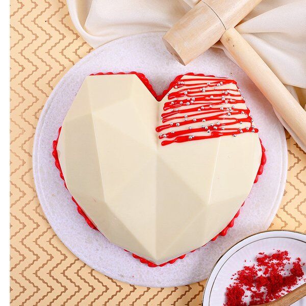 heart shaped pinata cake