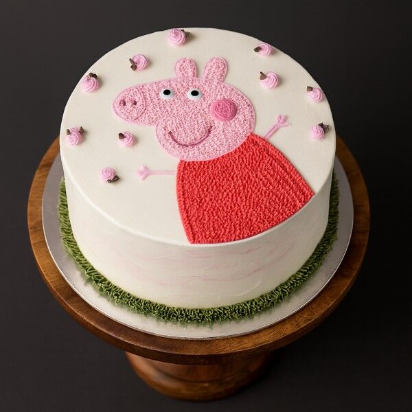 Peppa Pig Cream Cake