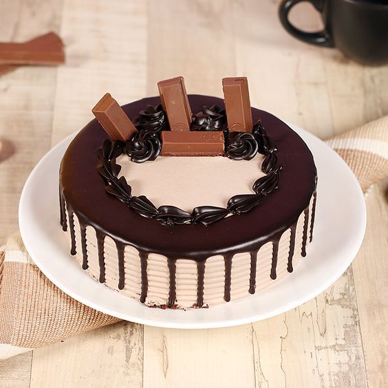 rich choco kitkat cake