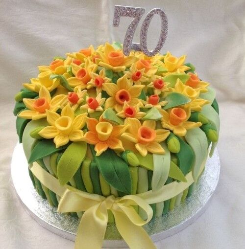 elegant flower cake