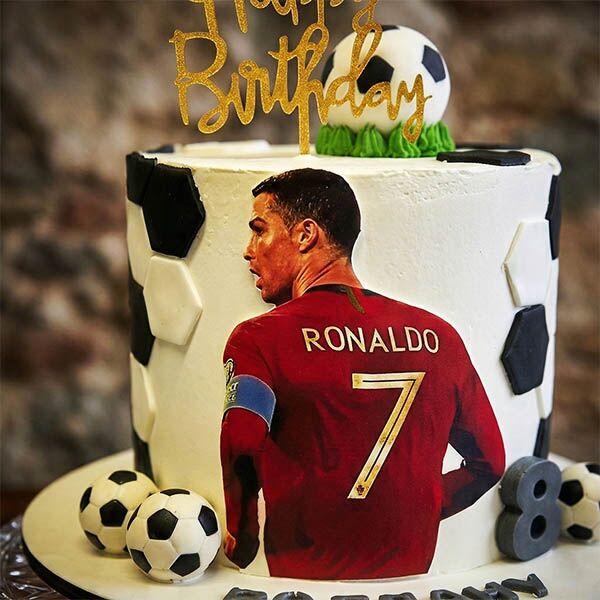 ronaldo jersey number 7 cake front view