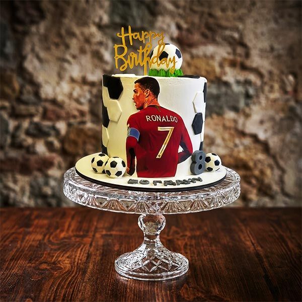 ronaldo jersey number 7 cake