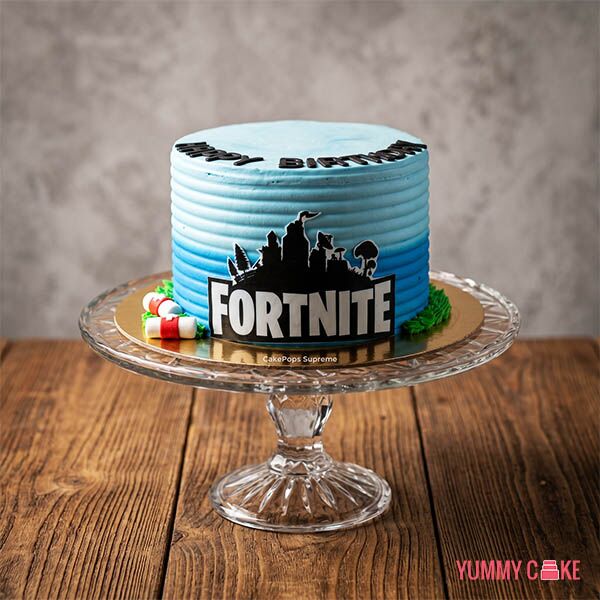 Fortnite Battle Royale Cake