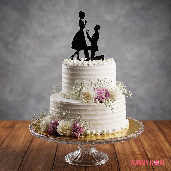 Elegant Two Tier Wedding Cake