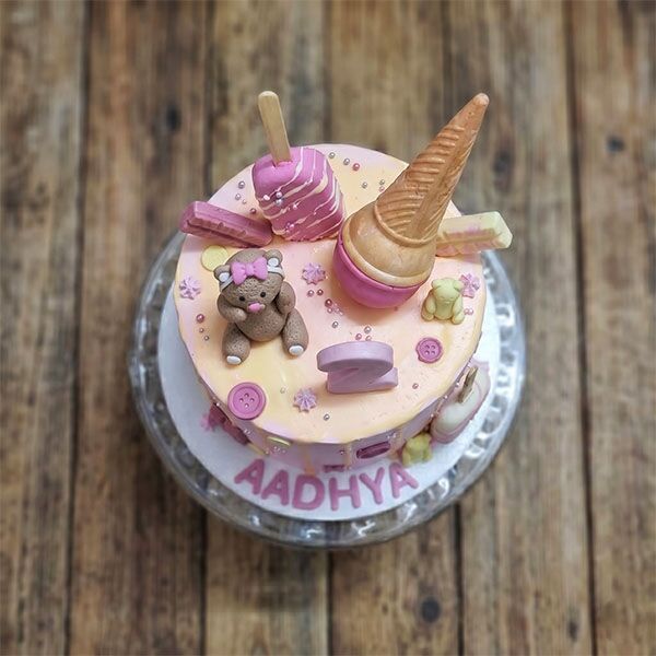 teddy bear ice cream theme cake top view