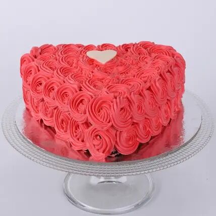 Rose heart valentine cake