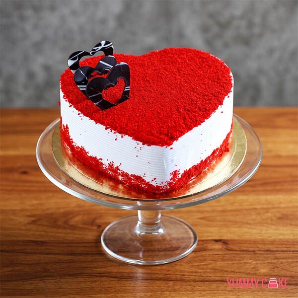 Red Velvet Affection Cake