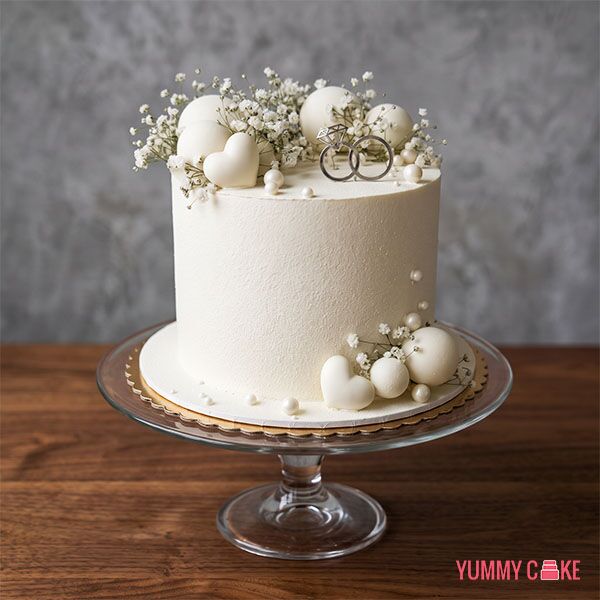 White Elegant Anniversary Cake