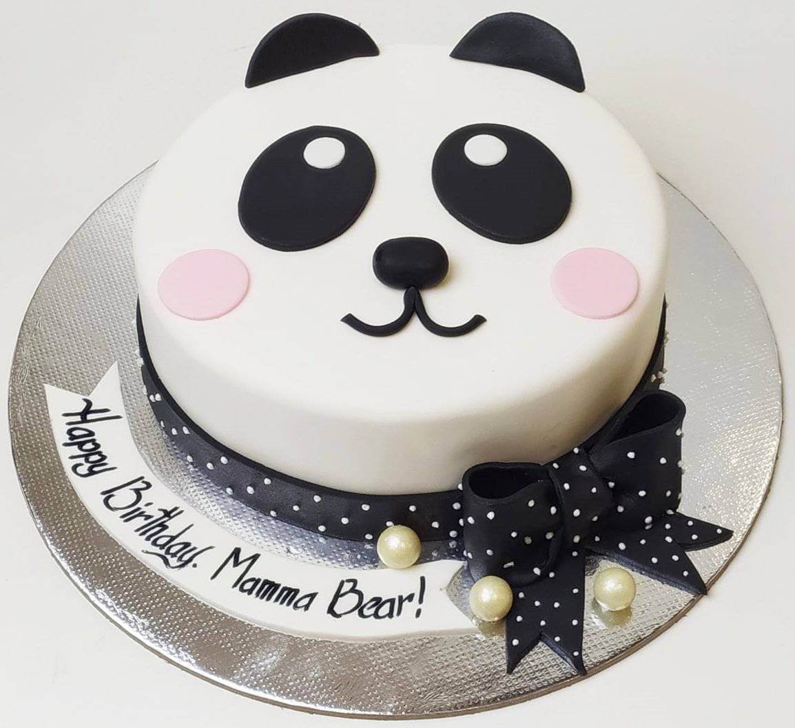 fondant panda cake