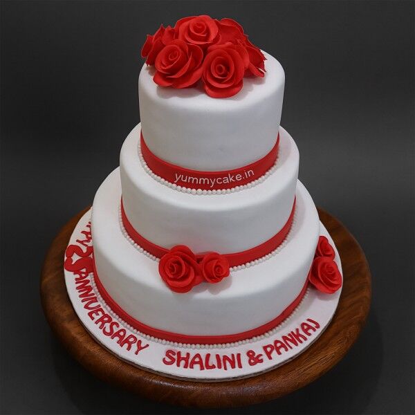 Classic Rose Anniversary Cake for silver jubilee