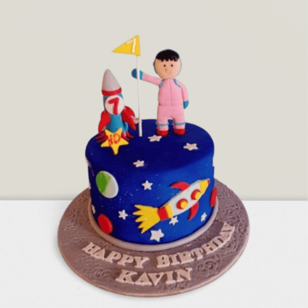 astronaut cake