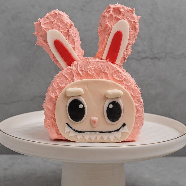 Girly Labubu Cake