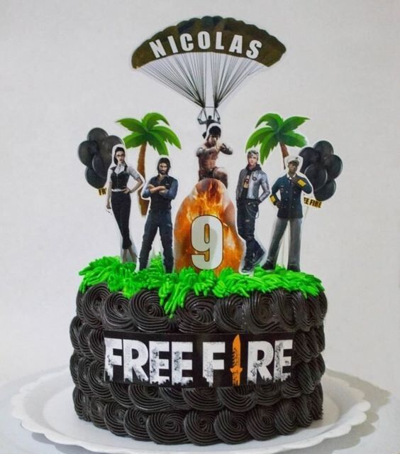 freefire birthday cake