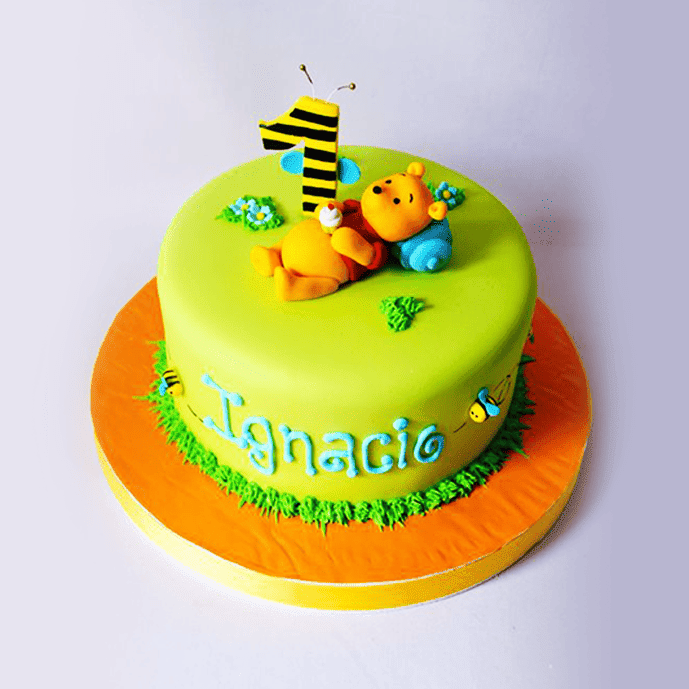 Winnie the pooh cake design