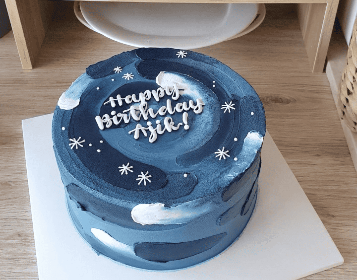 blue smudge cake design